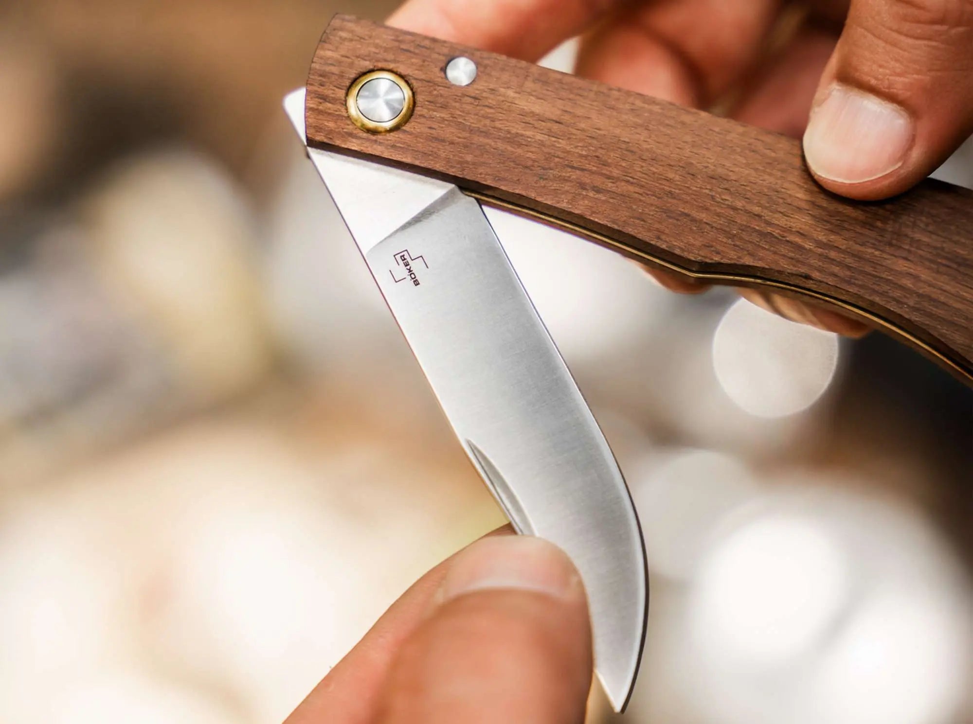 Böker Plus Rusticus Medium – Klassisches Taschenmesser im zeitlosen Design Böker Plus
