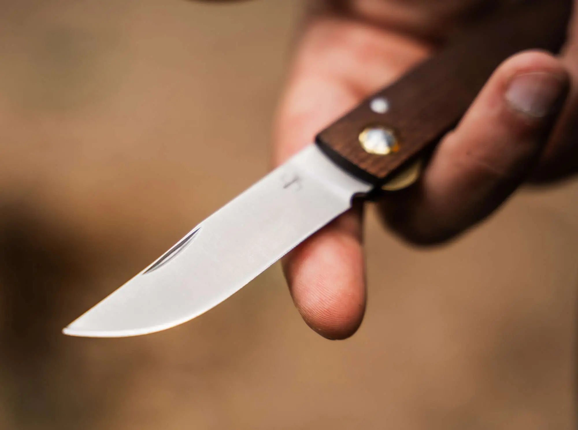 Böker Plus Rusticus Medium – Klassisches Taschenmesser im zeitlosen Design Böker Plus