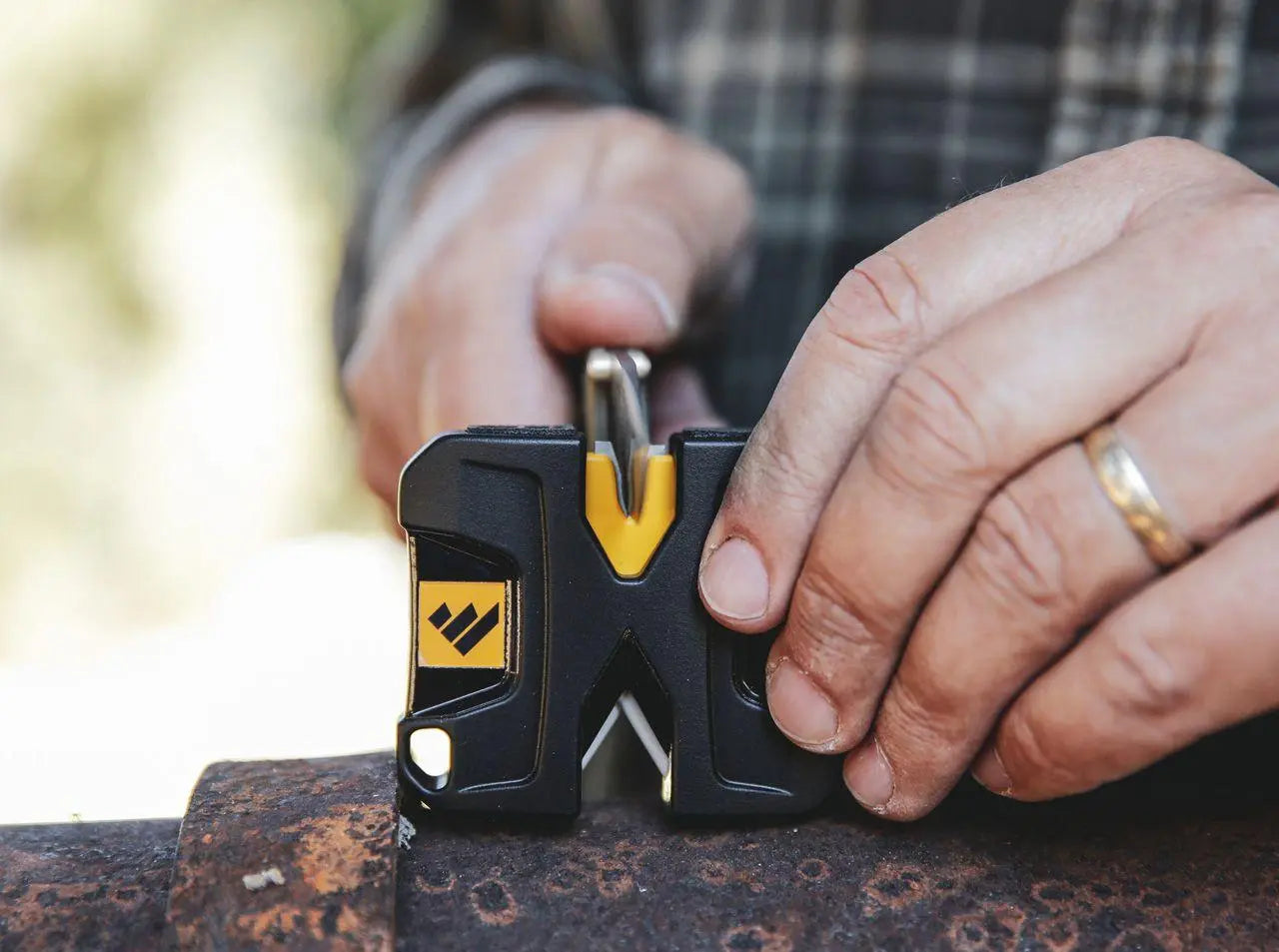 Work Sharp Pivot Knife Sharpener WSEDCPVT-I Work Sharp