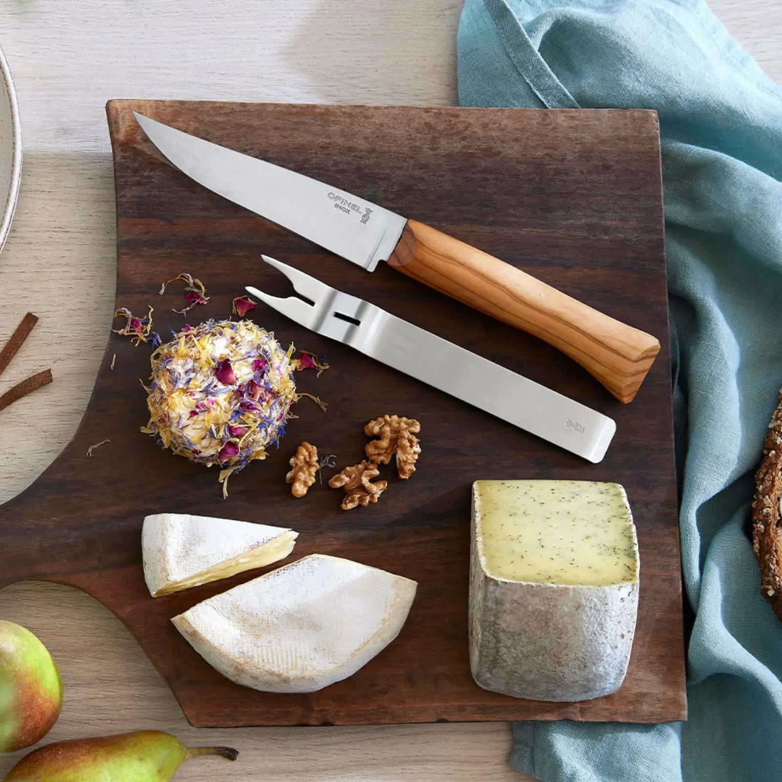 Opinel Käseset Olivenholz – Käsemesser & Gabel – Geschenkidee – Made in France Opinel