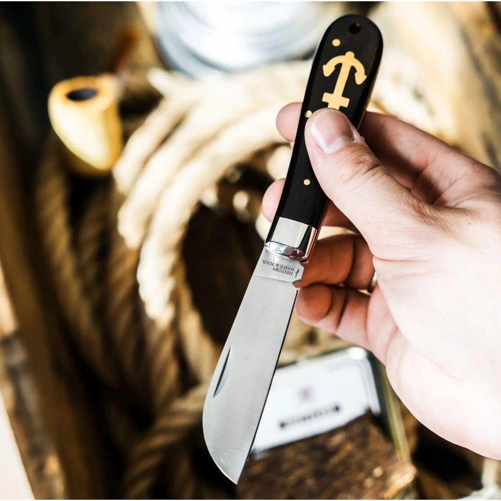 History Knife & Tool Anchor Knife – Traditionelles Ankermesser, Ebenholzgriff mit Messinganker, Klinge 1.4116 Stahl History Knife & Tool