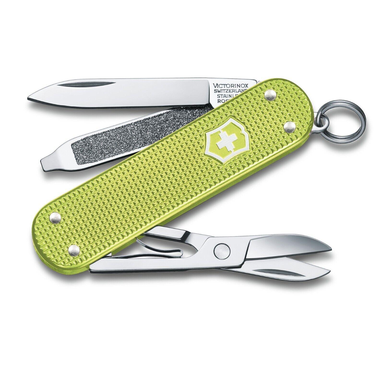 Victorinox Classic SD Taschenmesser Schlüsselanhänger Schere Messer Etui Hülle