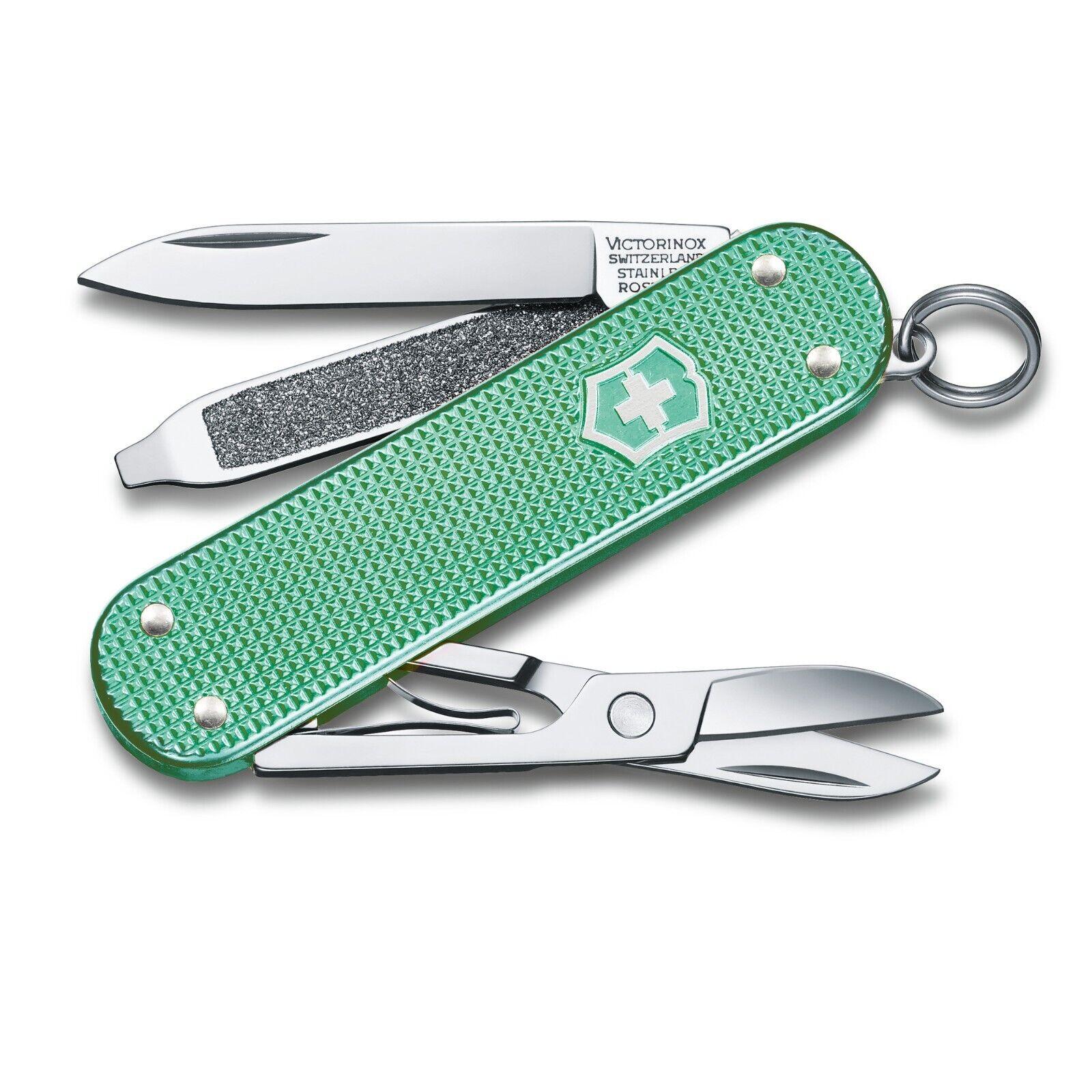 Victorinox Classic SD Taschenmesser Schlüsselanhänger Schere Messer Etui Hülle