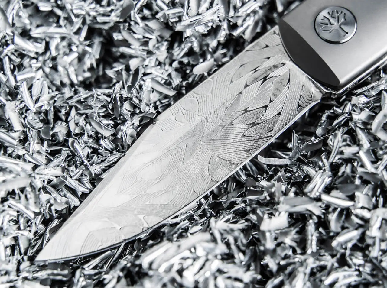 Böker BRLW Meteoritendamast Platinum Edition – Luxus-Taschenmesser mit Meteoritendamast-Klinge & Titangriff Böker Manufaktur Solingen