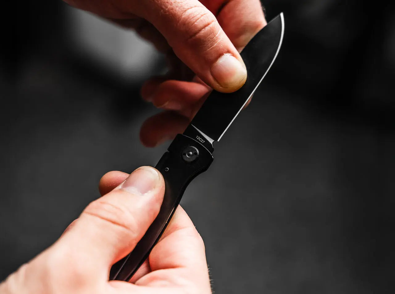 Böker Plus Atlas All Black – Slipjoint Taschenmesser 12C27, Schwarz, legal führbar Böker Plus