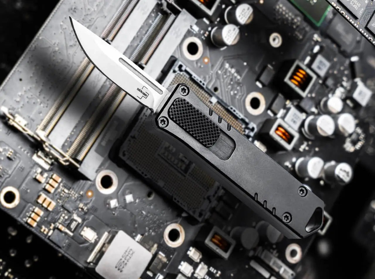 Böker Plus Micro USB OTF Böker Plus