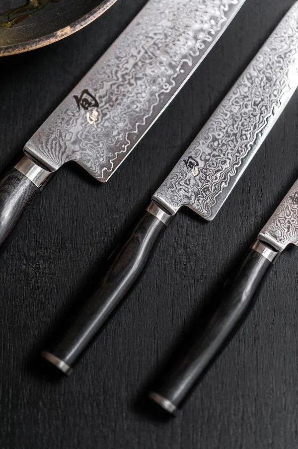 KAI Shun Premier Tim Mälzer Minamo Santoku TMM-0702 Klingenlänge 20 cm KAI