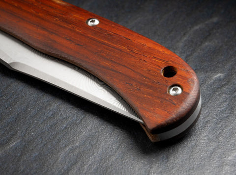 Böker Plus Slack Damast Taschenmesser Cocobolo Holz 110 Lagen Slipjoint