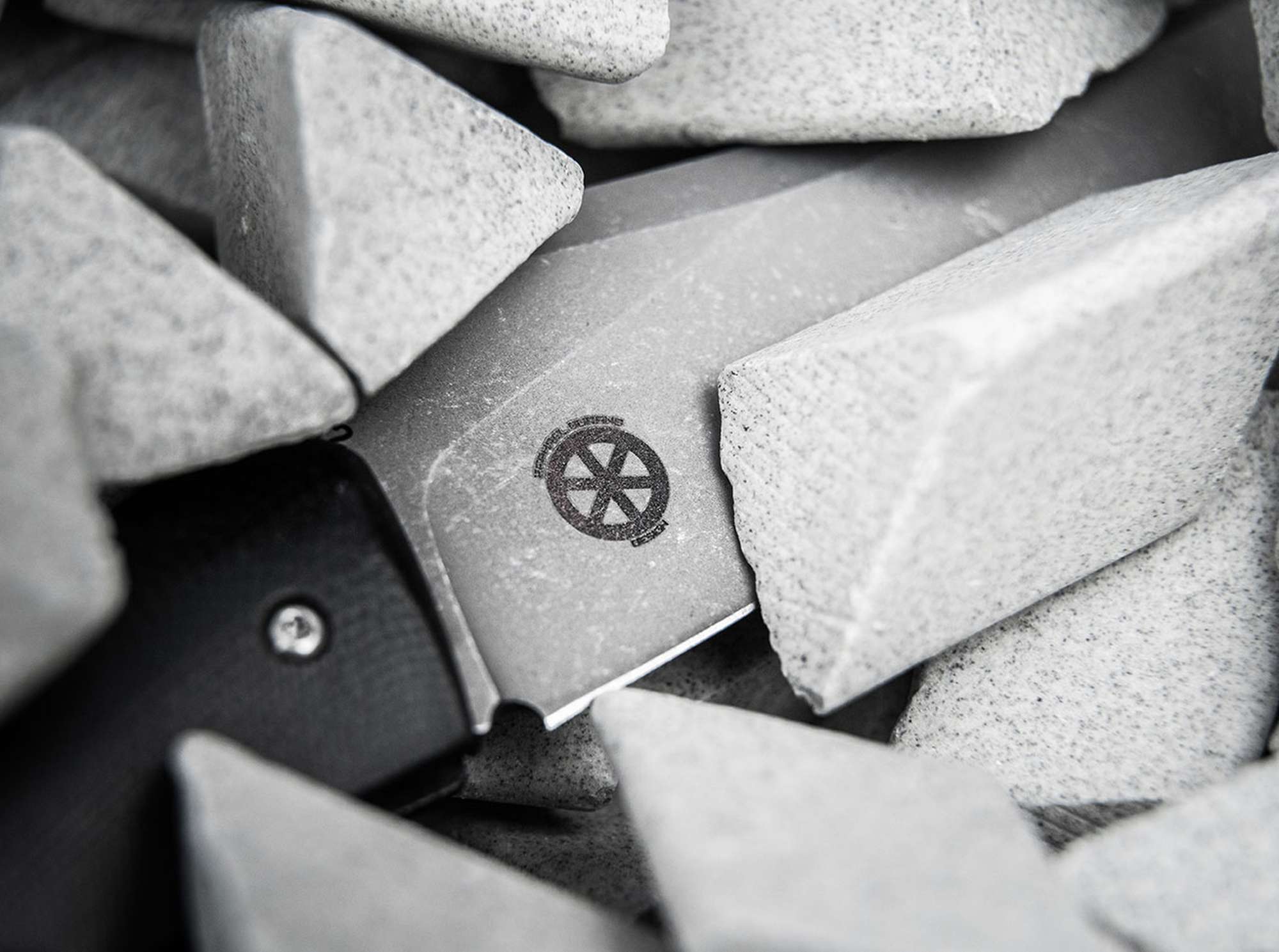 Böker Plus SamoSaur D2 G10 Slipjoint Messer Durand Lurquin Stonewash Clippoint