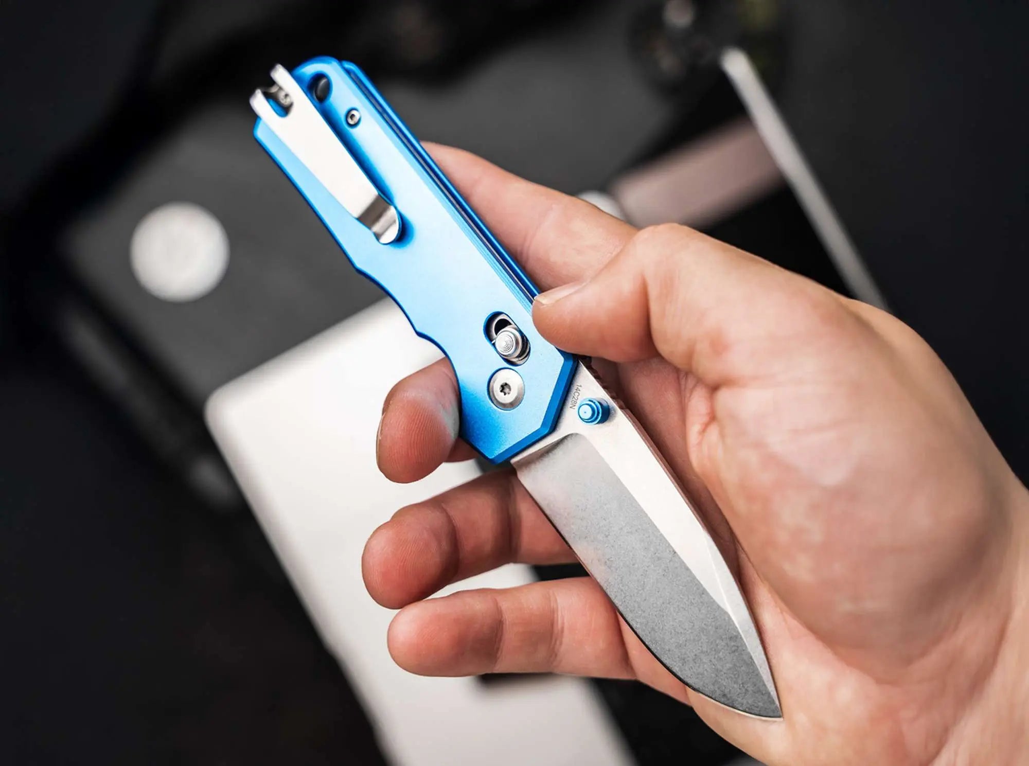 Böker Plus Rockstub Blue 14C28N Crossbar Lock Aluminium Taschenmesser Böker Plus