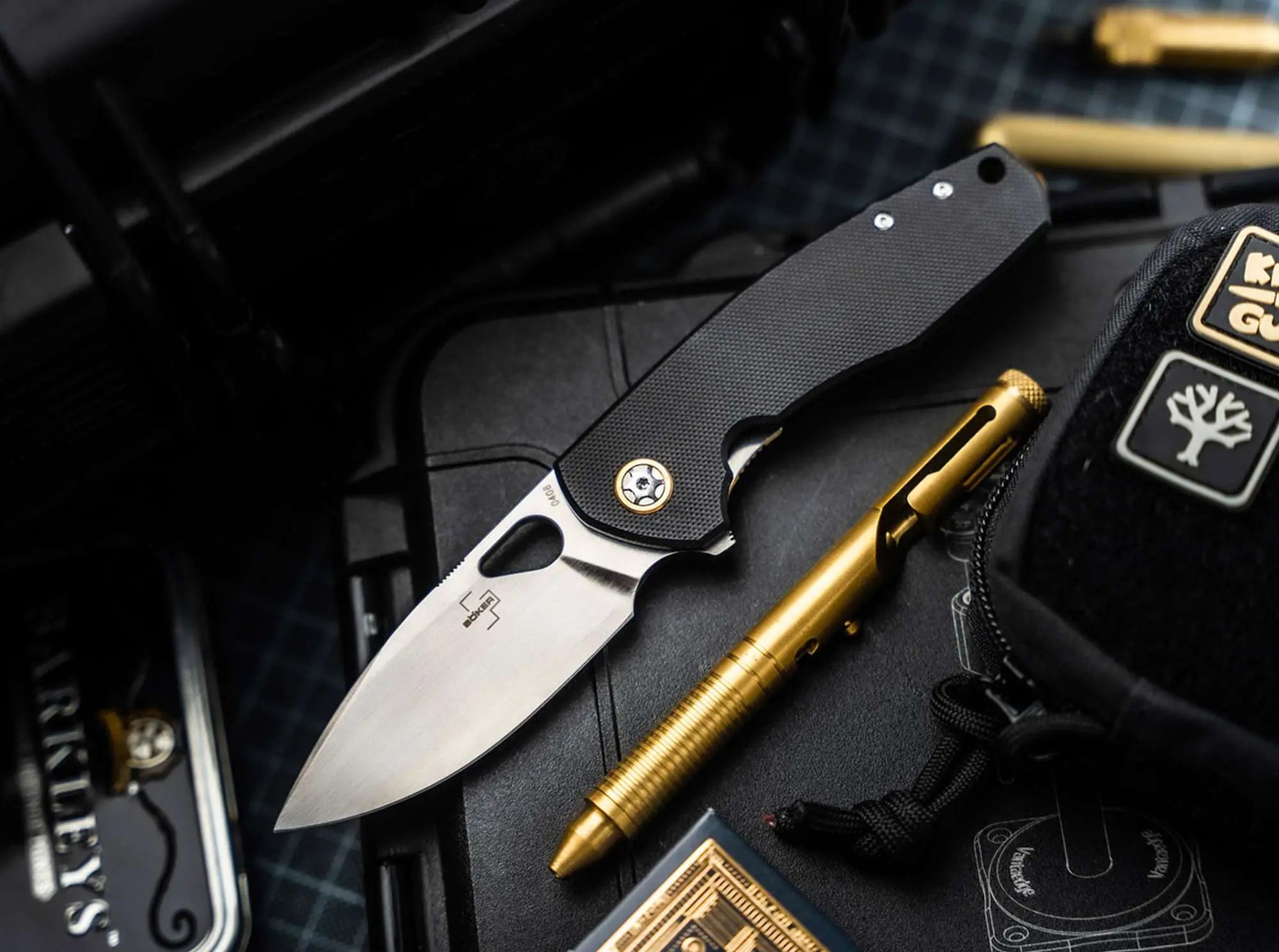 Böker Plus Little Friend Black – CPM-S-35VN – Voxnaes Design – Einhandmesser mit Linerlock Böker Plus