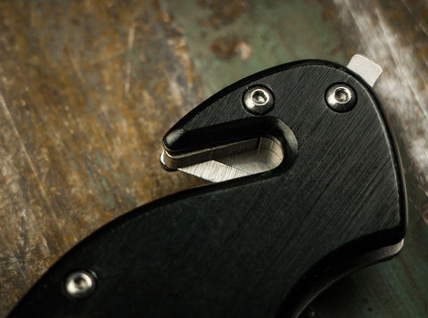 Böker Magnum Rettungsmesser Glasbrecher Gurtschneider Hosenclip rostfrei  scharf
