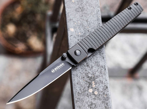Böker Magnum Stereo G10 Linerlock 440A Droppoint Messer Schwarz Gentleman Tactical