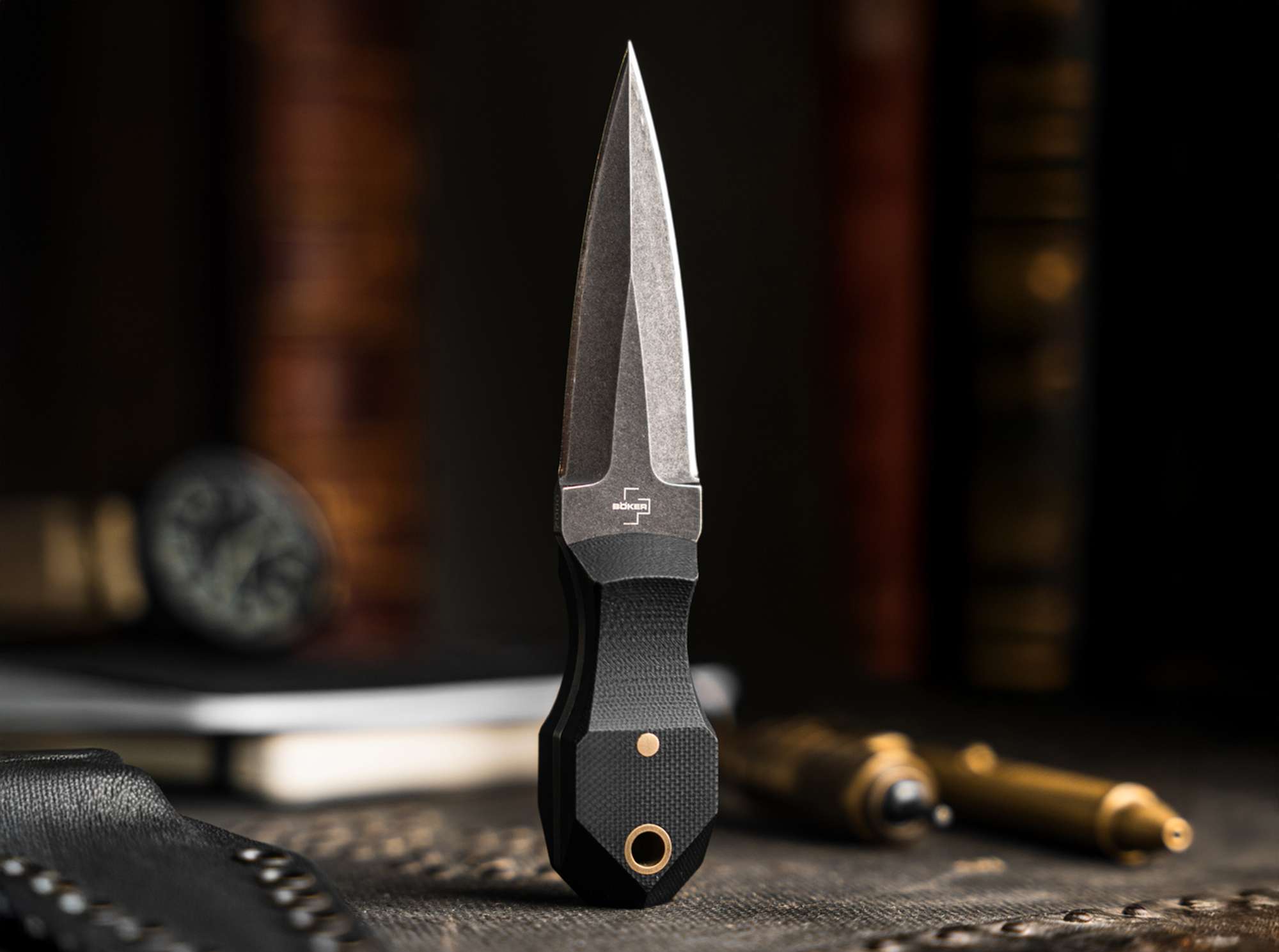 Böker Plus Pocket Rocket – kompaktes Neck Knife aus D2-Stahl mit G10-Griff