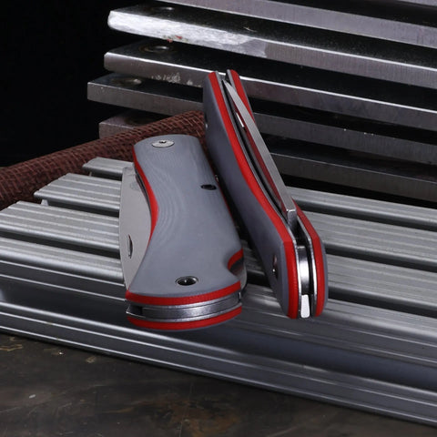 White River Mudbug Gray G10 / Red Liner – Lockback-Taschenmesser CPM MagnaCut, §42a-konform