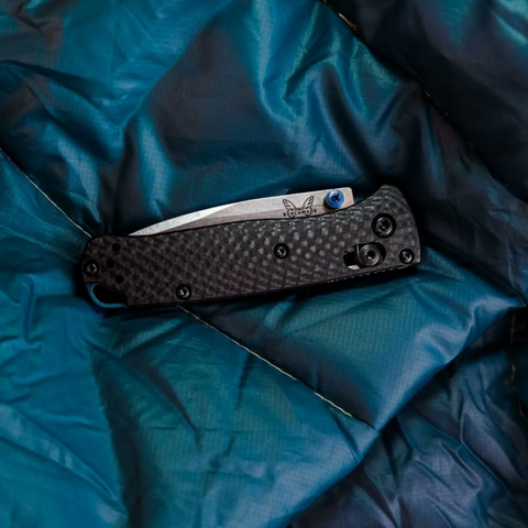 Benchmade 535-3 Bugout – Carbon Fiber Edition mit CPM-S90V Stahl