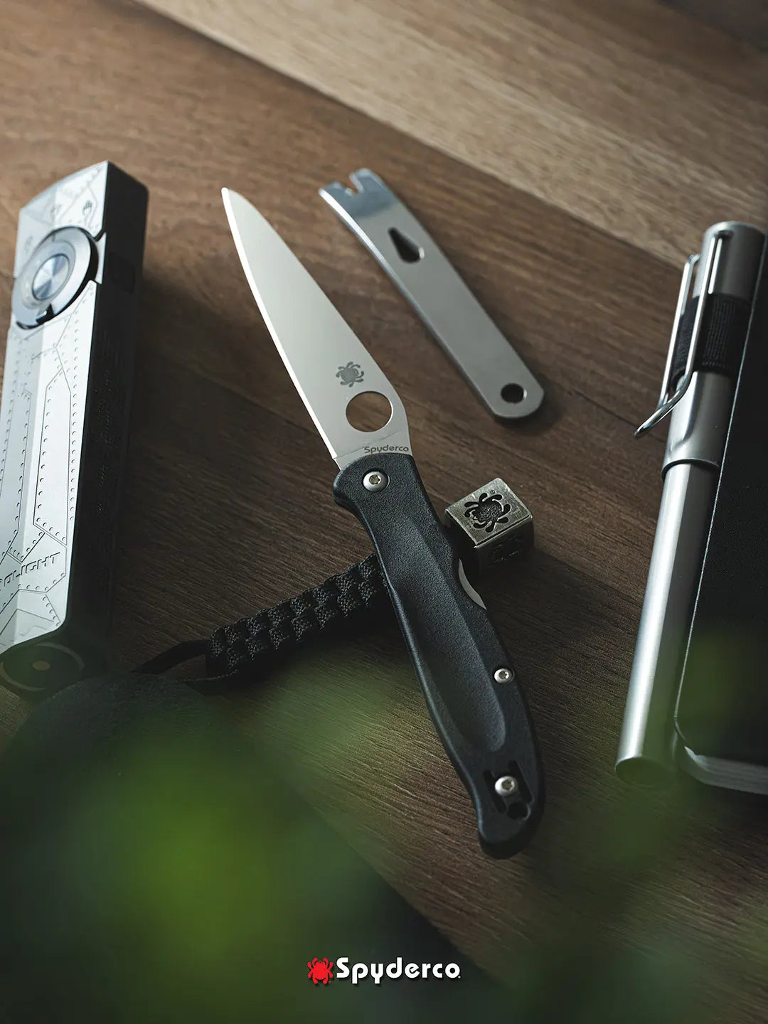 Spyderco Charisma – CTS BD1N, Black FRN, 23 g - GMELCH