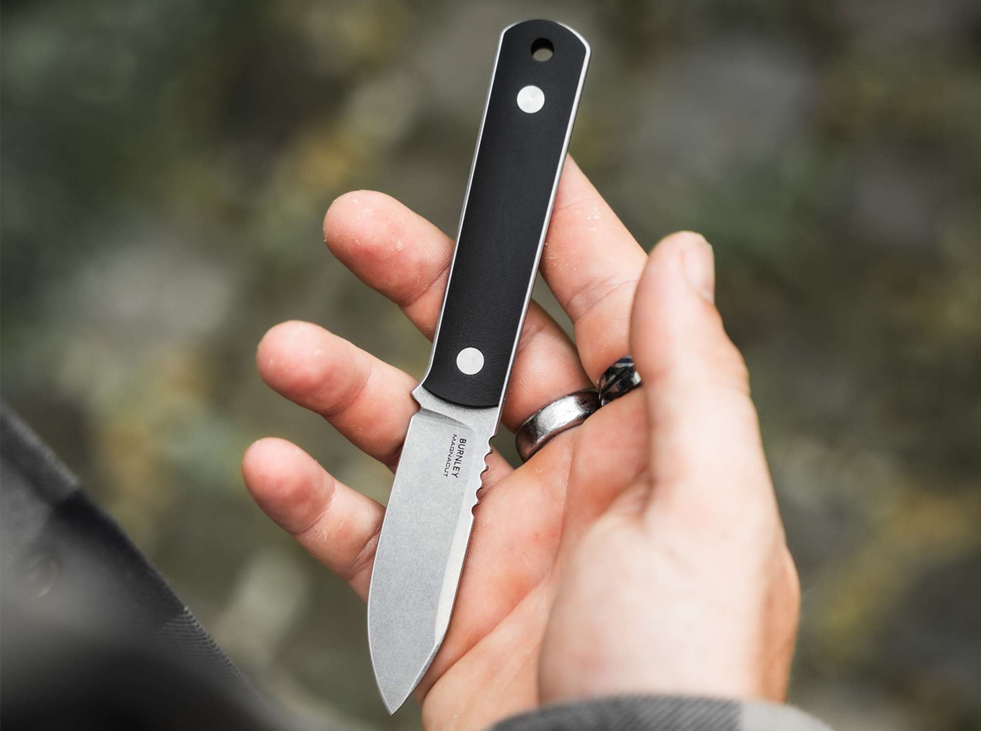 Böker BFF Packlite Black Richlite – Ultraleichtes feststehendes EDC Messer mit MagnaCut-Klinge & nachhaltigem Richlite-Griff