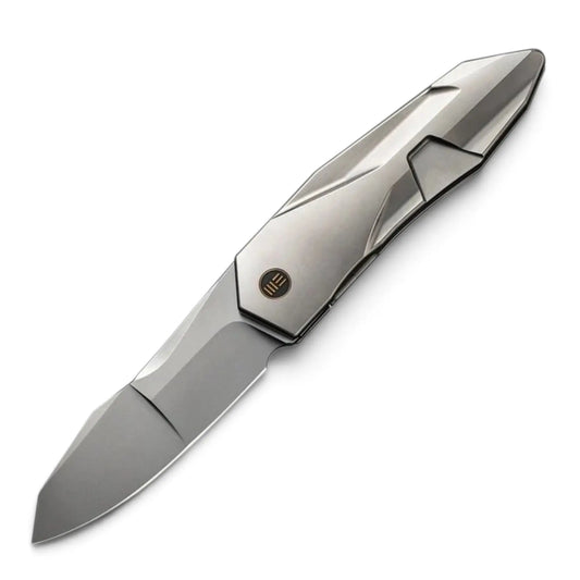 WE Knife Solid WE22028-2 – geöffnetes Einhandmesser mit grauem Titangriff