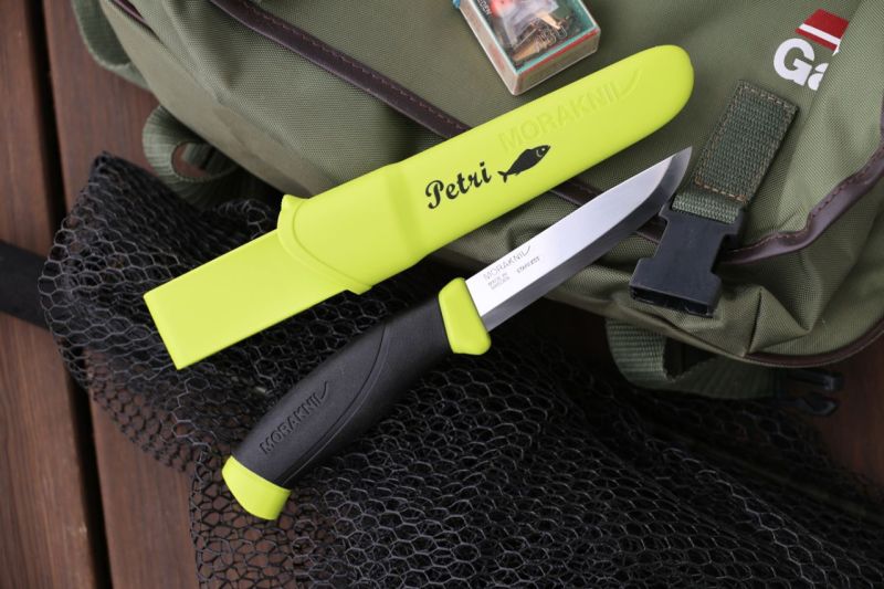 Morakniv Companion Petri Anglermesser – 12C27 Edelstahl mit rutschfestem Griff & Lime Green Scheide