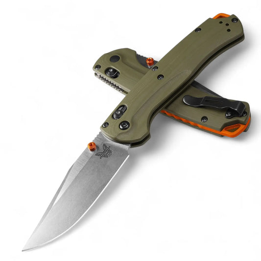 Benchmade 15536 Taggedout – geöffnetes Taschenmesser in der seitlichen Gesamtansicht