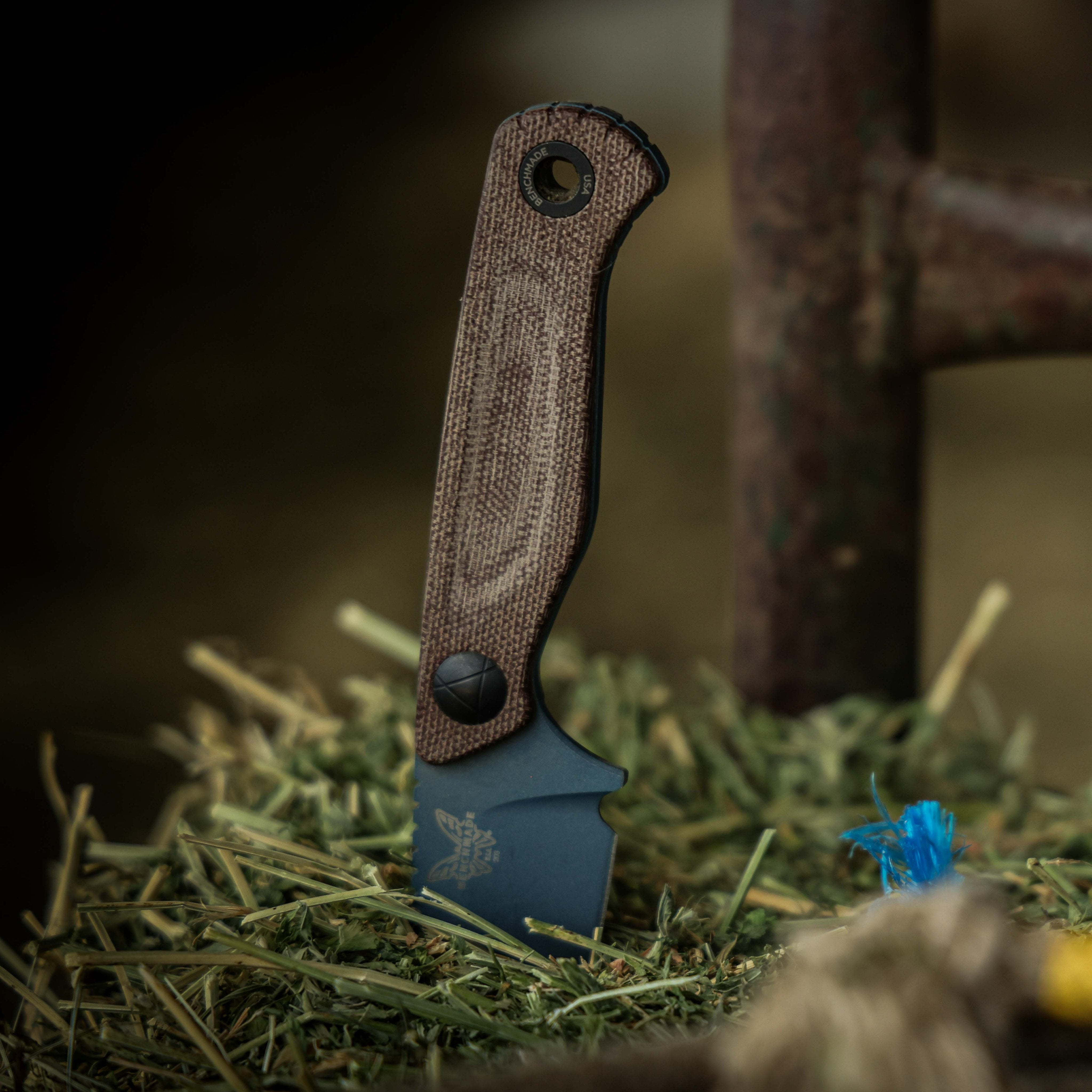 Benchmade 203BT-03 Dacian MagnaCut – Blue Blade Jagdmesser Micarta & Leder