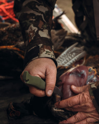 Benchmade 15500-04 Meatcrafter 6” – CPM-154 Stahl, Santoprene Griff, Boltaron Scheide