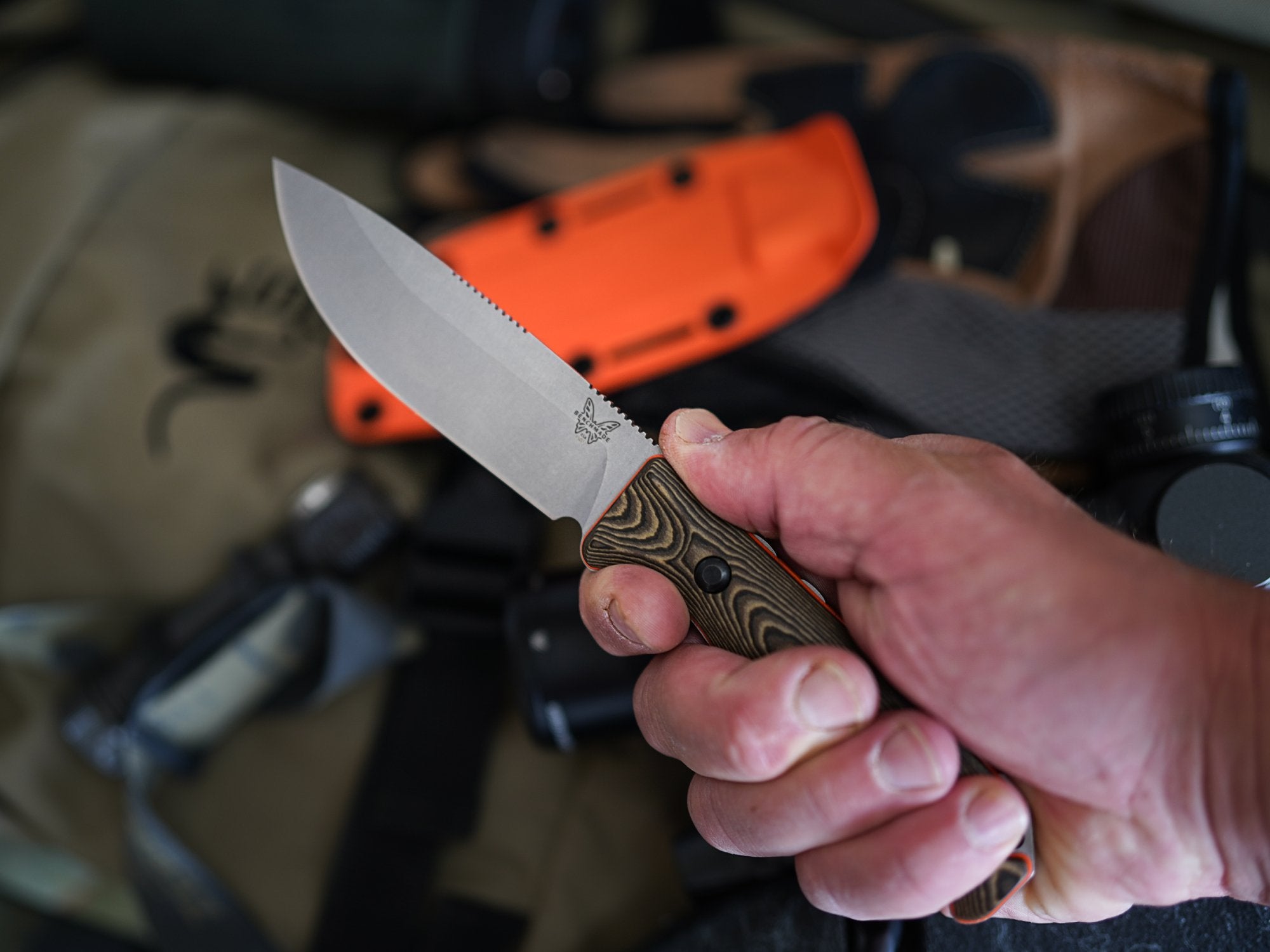 Benchmade 15002-1 Saddle Mountain Skinner – CPM-S90V, Richlite Griff, Hunt Line