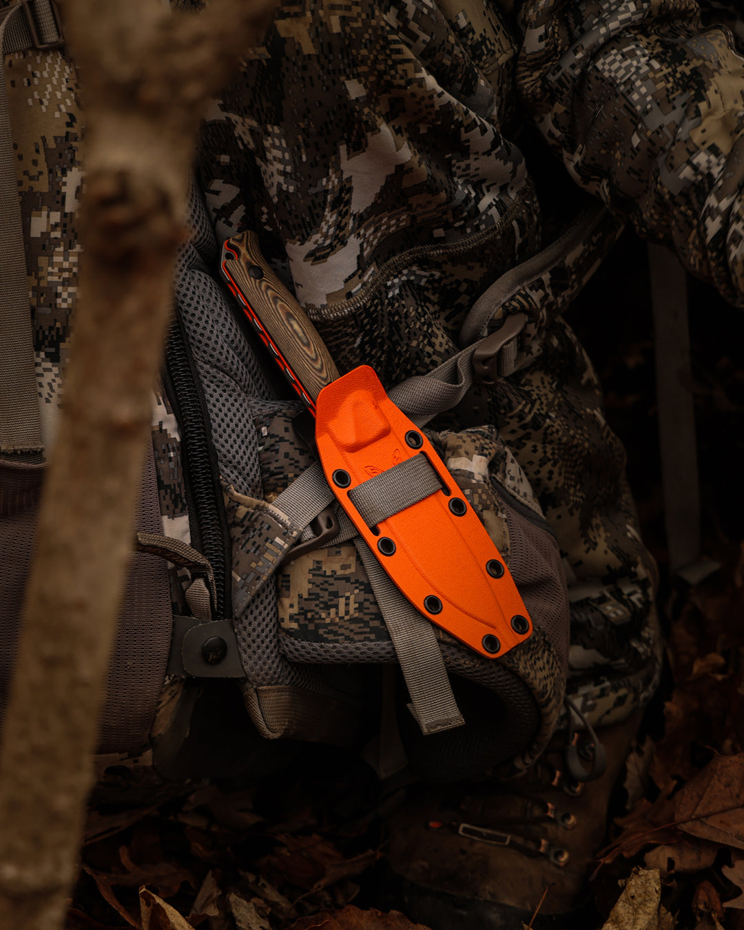 Benchmade 15002-1 Saddle Mountain Skinner – CPM-S90V, Richlite Griff, Hunt Line