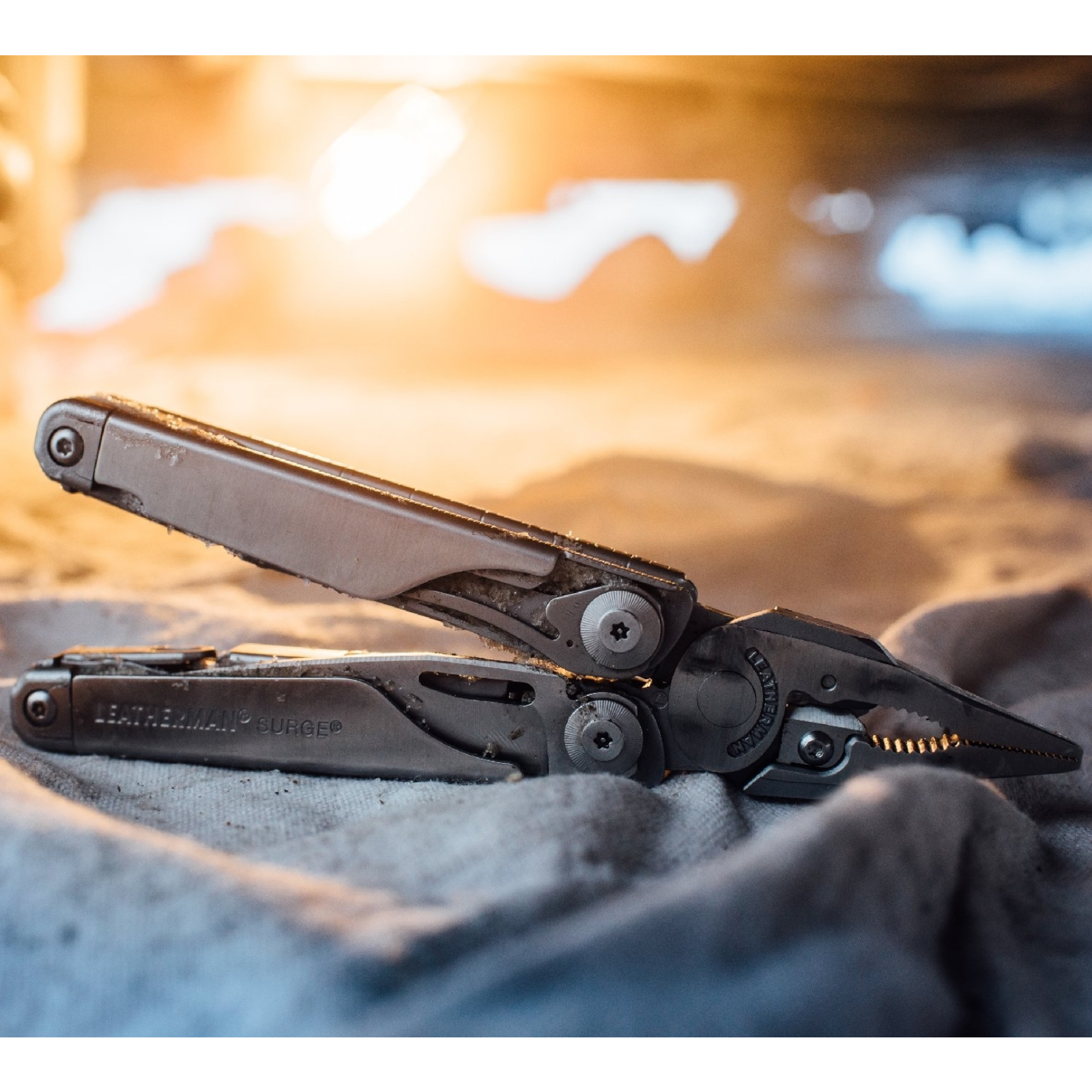 Leatherman SURGE® 21 tools