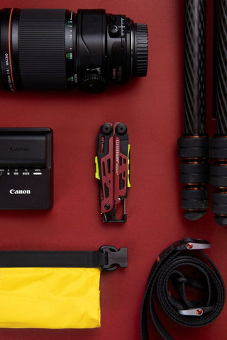 Leatherman Signal® Karminrot 19 tools