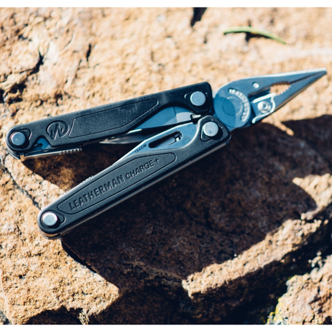Leatherman Charge®+ Edelstahl 19 tools
