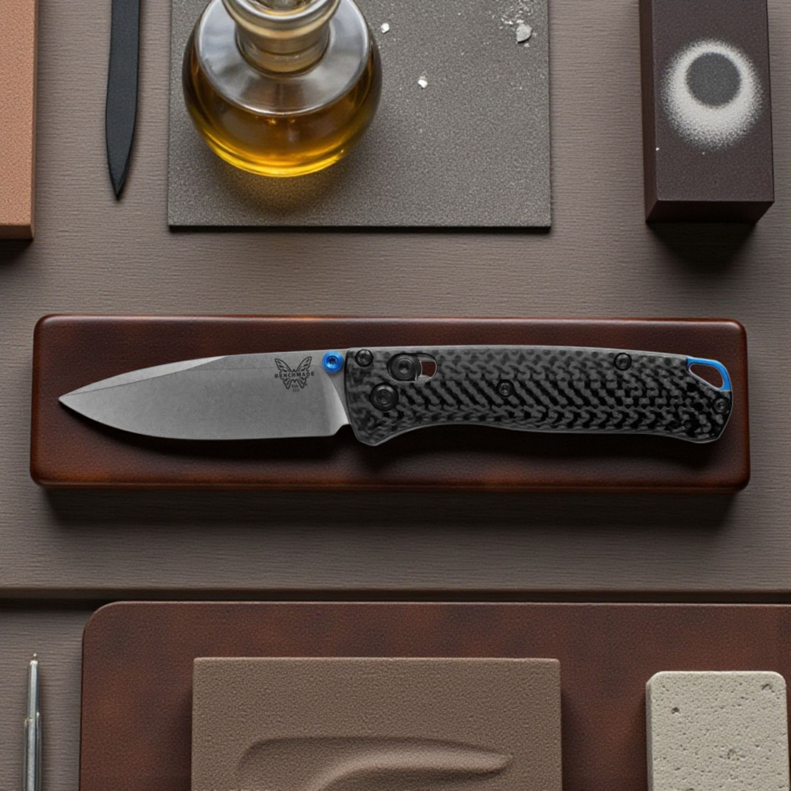 Benchmade 533-3 Mini Bugout – Carbon Fiber, CPM-S90V, AXIS Lock (Made in USA)
