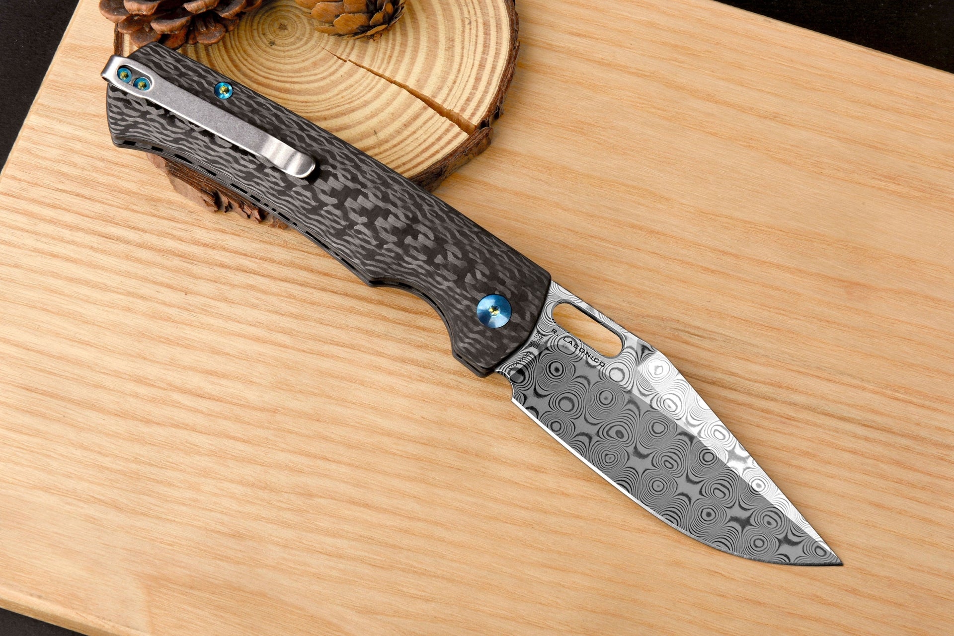 ArtisanCutlery ARTC1867G-CF Revel Limited Edition – Carbon & Rosendamast (Design von Ray Laconico)