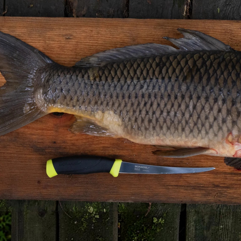 Morakniv Companion Fishing Fillet 155 – Flexibles Filetiermesser mit 12C27-Stahl aus Schweden Morakniv