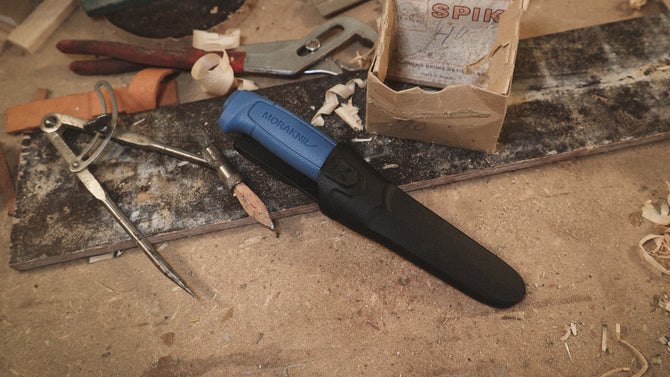 Morakniv Basic 546 (S) Arbeitsmesser – 12C27 Edelstahl mit 2 mm Klinge & ergonomischem Griff