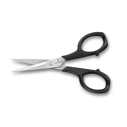 Victorinox Haushaltsschere 8.1017.10 – Schrägaufnahme der geöffneten Schere