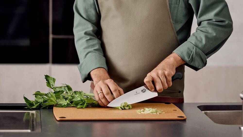 Victorinox Fibrox Kochmesser 20 cm – Profi-Kochmesser aus der Schweiz