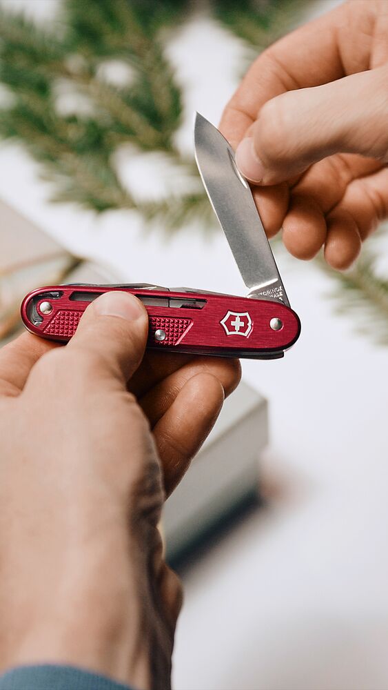 Victorinox Synergy X Alox 93mm – Rot, Silber oder Dunkelblau – 10 Funktionen
