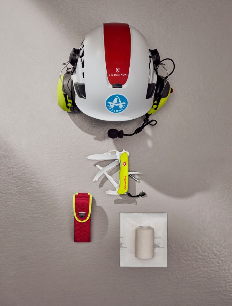 Victorinox RESCUE TOOL MW FALTSCHACHTEL NEONGELB 13 Funktionen
