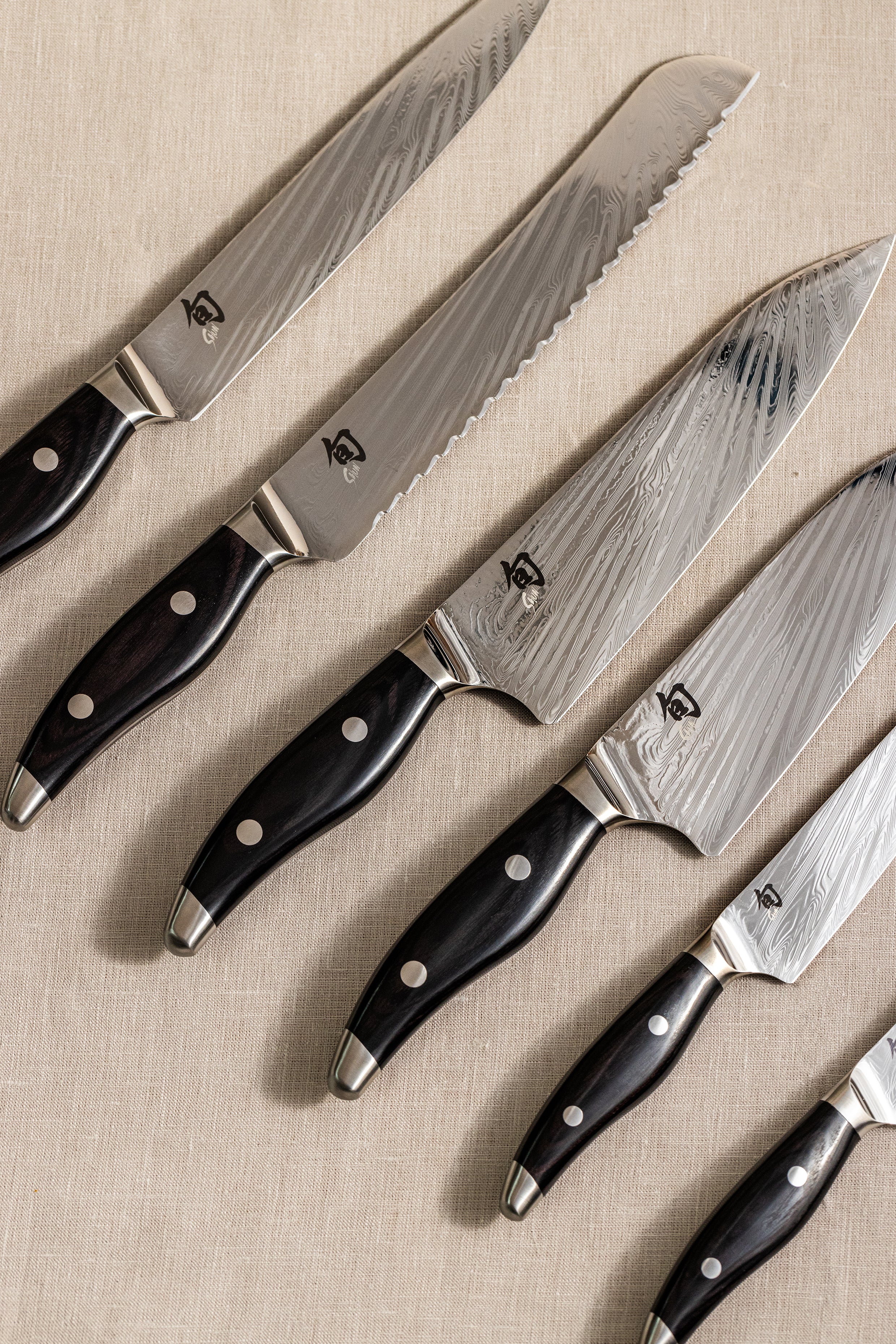 KAI Shun Nagare Black Kochmesser 20 cm – NDC-0706S | Premium Dual-Core Damastmesser