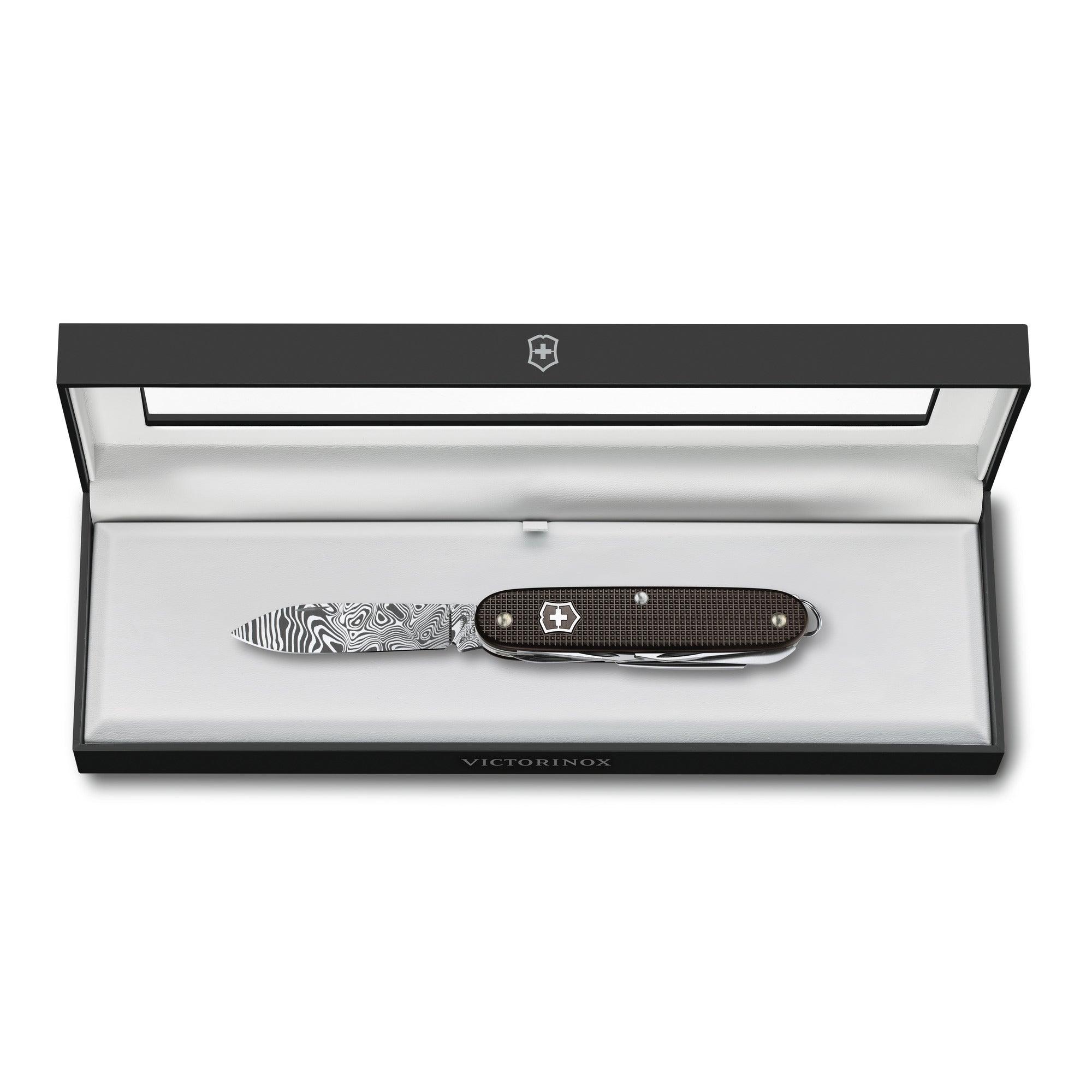 Victorinox Limited Edition 2024 Farmer X Alox Damast 0.8271.J24