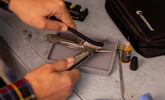 Leatherman Pflegeset – Pflege & Wartungsset für Multi-Tools und Messer Leatherman