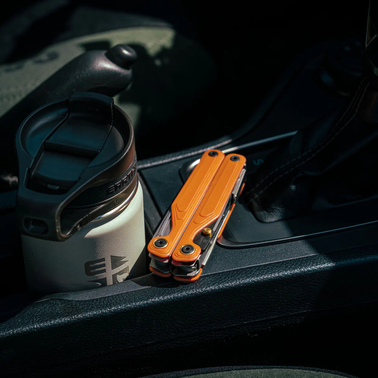 Leatherman Wave® Alpha MagnaCut Multitool 16 Funktionen Canyonland