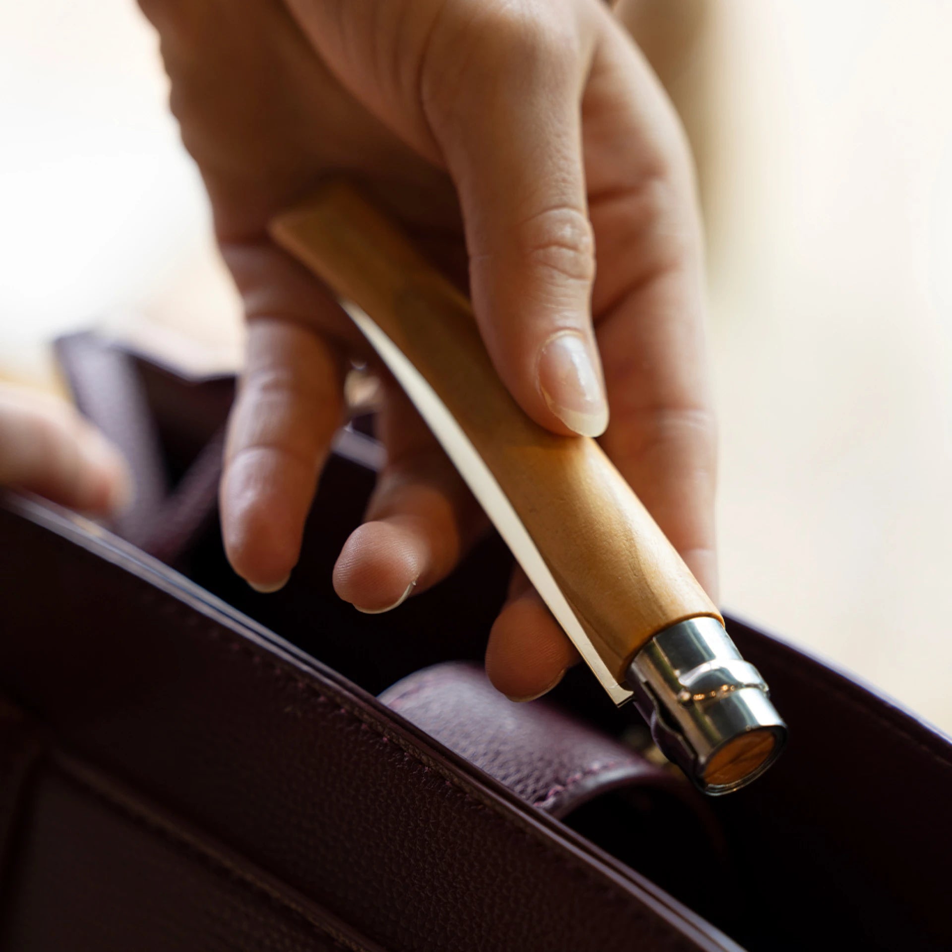 Opinel Effilé 10 Olivenholz Slim Messer Geschenkset mit Etui & Box