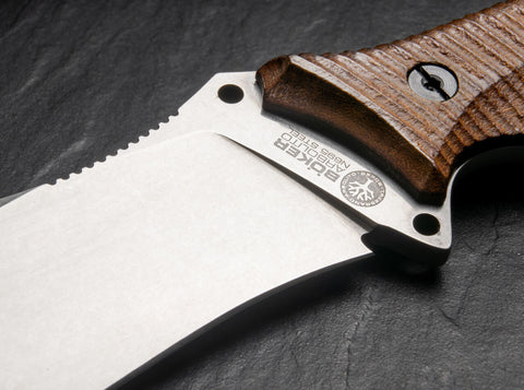 Böker Arbolito Buffalo Soul 42 Messer – N695 Stahl, Ebenholzgriff, Lederscheide