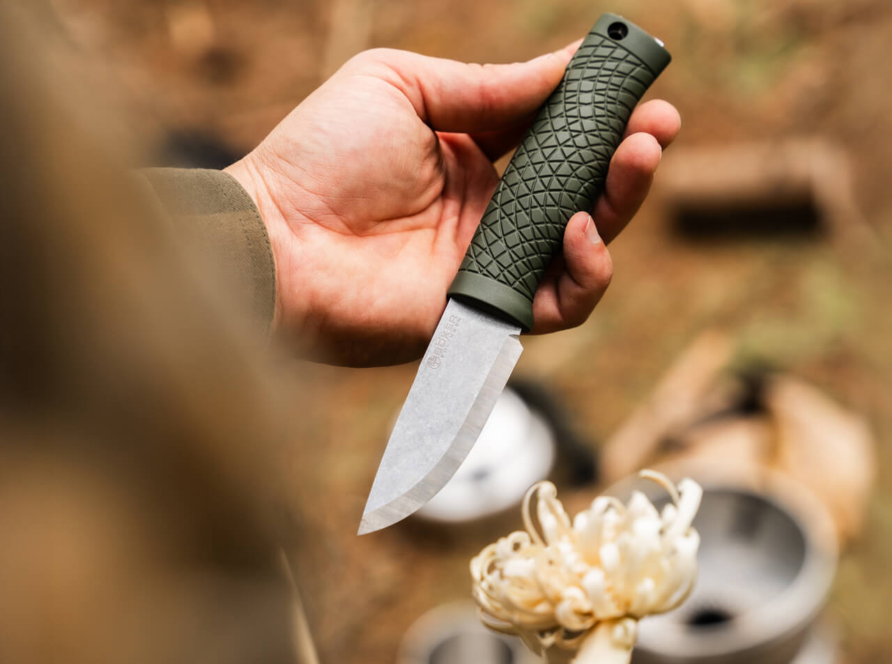 Böker Manufaktur Solingen Bronco Mini CPM-3V Green Scandi – Kompaktes Bushcraft Messer mit Scandi-Schliff, CPM-3V Stahl & Kydexscheide