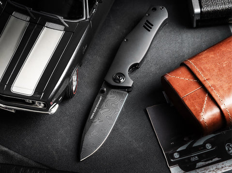 Böker 1969 Z28-Damast Shadow – Limitiertes Taschenmesser mit 80-lagiger Damastklinge & Aluminiumgriff