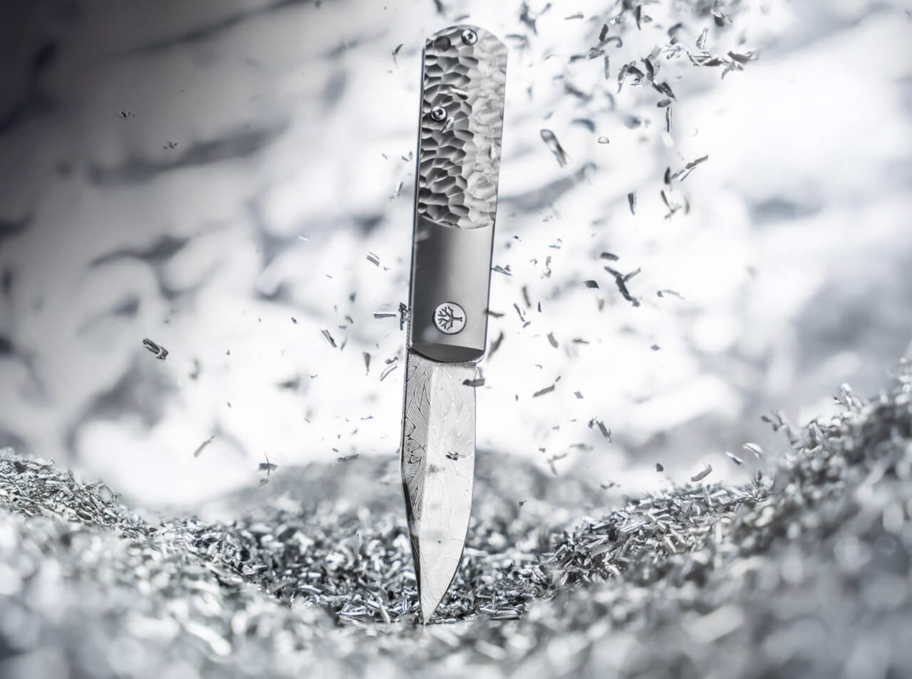 Böker BRLW Meteoritendamast Platinum Edition – Luxus-Taschenmesser mit Meteoritendamast-Klinge & Titangriff