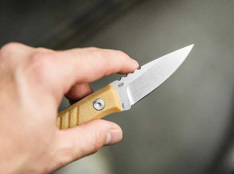 Böker Plus Five Point Nine – Feststehendes EDC Messer 440C, Micarta